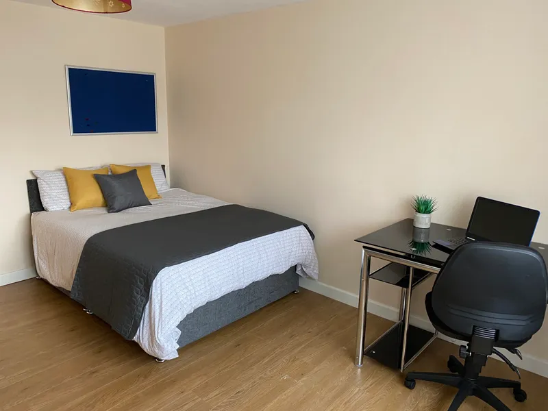 5 Bed Student House // Aug 2026 - Image 2